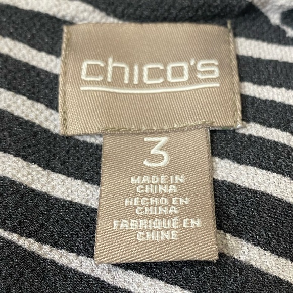 Chicos || woman’s sleeveless rifle blouse size Large (3) - Picture 6 of 7